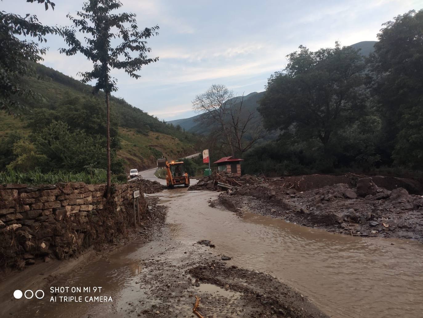 Las tormentas causan estragos en las carreteras del oeste de León