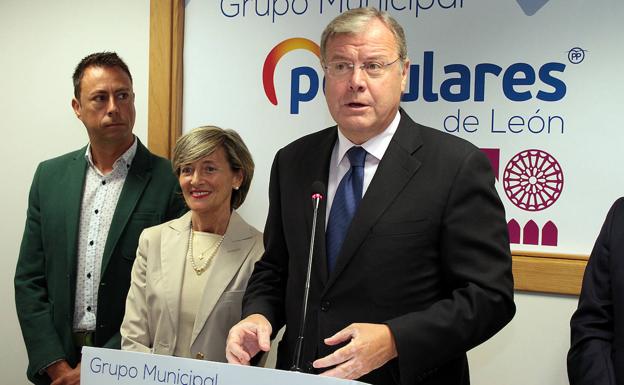 Silván critica la «pasividad» del Gobierno ante los «ataques de odio» a figuras históricas de España