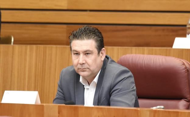 Santos afirma que «nunca un año fue tan malo para León y un presidente fue tan poco significativo»