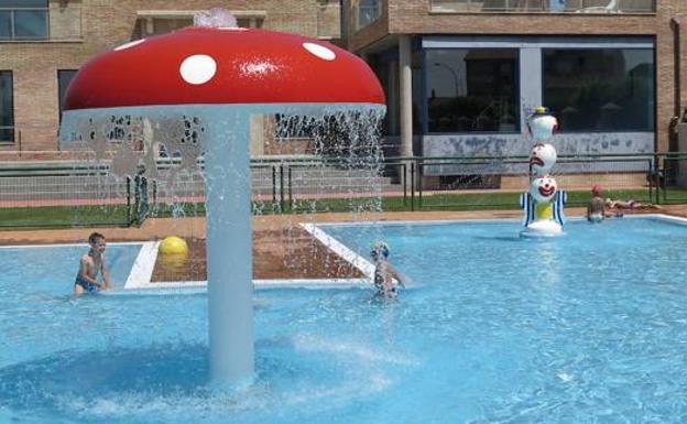 La Bañeza abre este jueves sus piscinas municipales