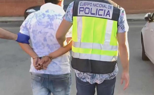 Dos detenidos por abusar de una joven en una fiesta y difundir fotos en redes