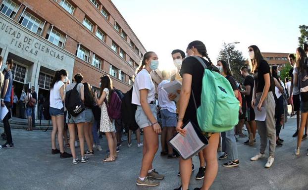 29.000 leoneses ya han superado la Covid-19, el 6,4% de la población total