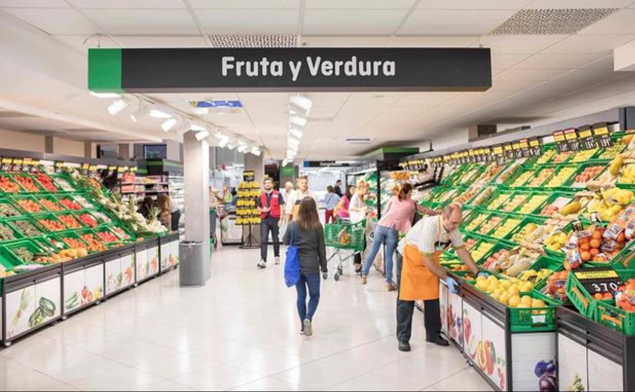 Mercadona implanta la jornada de cinco días para el personal de sus supermercados