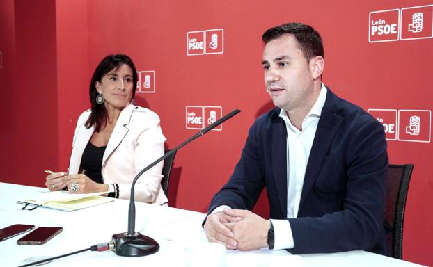 El PSOE se siente «absolutamente cómodo» en la comunidad pero ve un «manifiesto maltrato» a León