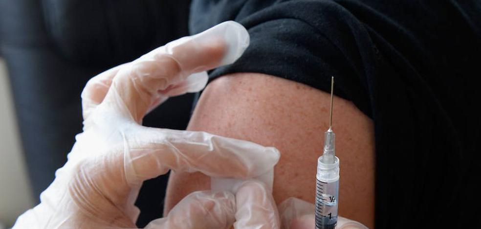 7.000 leoneses de 18 y 19 años recibirán desde el miércoles la vacuna tetravalente frente a la meningitis