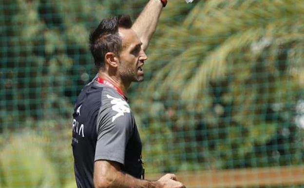 Mediapunta o trivote, la duda de Aira