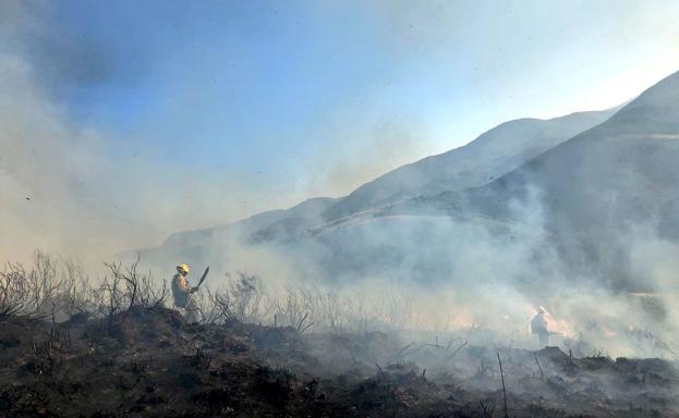 La Junta da por extinguido el fuego de Balboa en la tarde de este miércoles junto a otros ocho incendios
