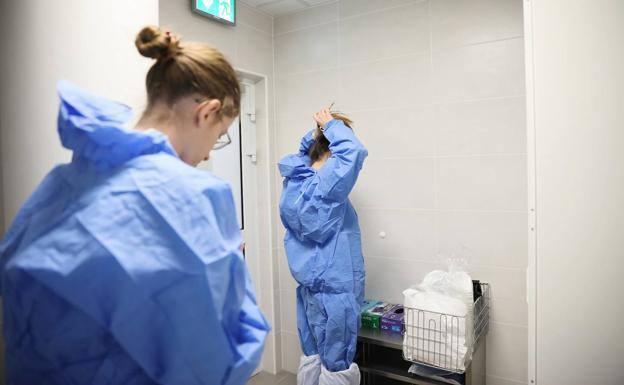 Satse exige al Gobierno que no discrimine a los sanitarios y que todos los contagios sean accidente laboral