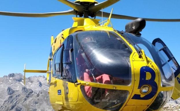 Evacuado al Hospital de Asturias un motorista que sufrió un accidente en Oseja de Sajambre