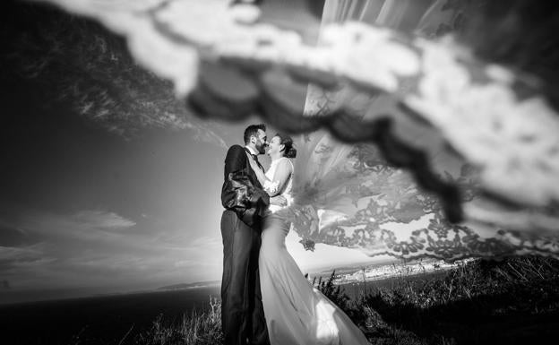 El berciano Roberto Vega obtiene dos nuevos premios Fearless por sus fotografías de boda