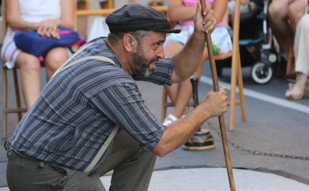 'Fuenteovejuna' para todos los públicos se representa este miércoles en la calle Ordoño II