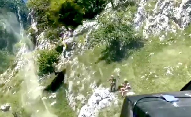 Un varón de 72 años rescatado en Picos de Europa tras haberse perdido en la ruta del Gobeyon