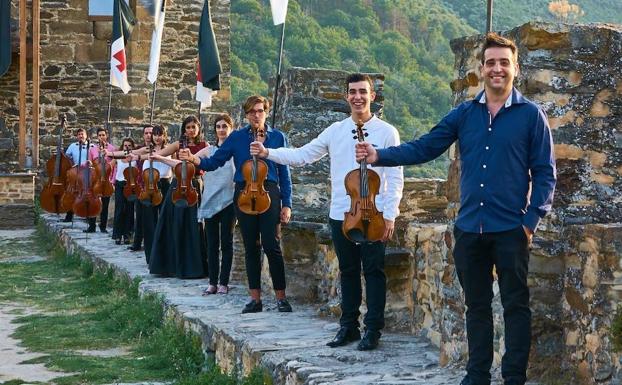 'Corteza de encina' recibe a la Camerata Clásica de Ponferrada en la recta final del festival