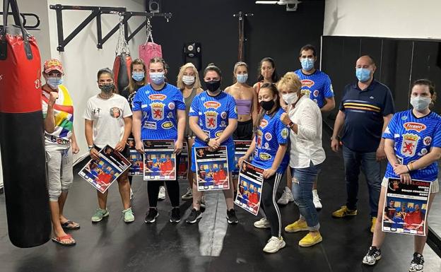 Éxito de participación en el curso de boxeo femenino del León Boxing Club
