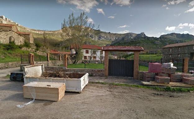 Genicera aprueba la moción por la autonomía leonesa en un concejo abierto