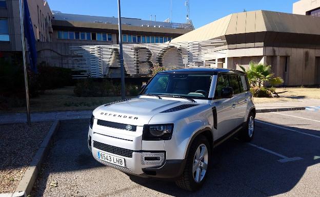 Land Rover Defender 110: vuelve la bestia