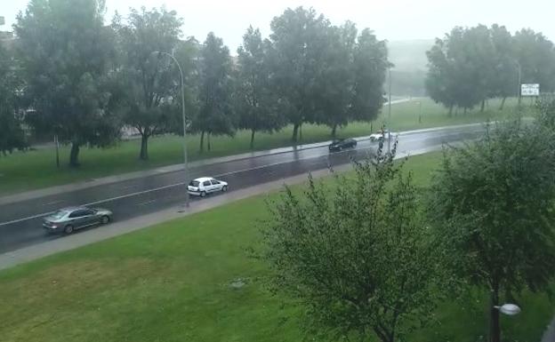 La lluvia marca la jornada en un León que dirá adiós a los chaparrones al menos hasta el miércoles