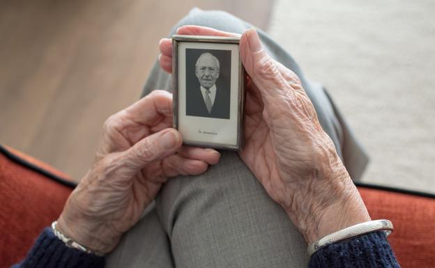 El 28% de los mayores de 65 años vive solo en León de los cuáles sólo 3.440 están en teleasistencia