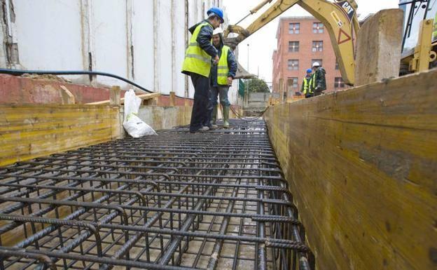 El sector de la construcción pide «mantener la inversión en obra pública» para proteger el empleo