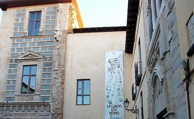 El Ayuntamiento de León defiende la contratación de guías para el Conde Luna: «No queremos trabajo precario, todo ha sido legal»