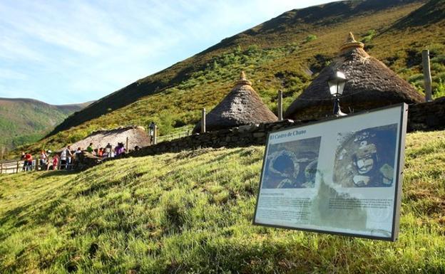 La muestra de fotografía de la Reserva de la Biosfera de los Ancares Leoneses retorna tras la pandemia a Villafranca del Bierzo