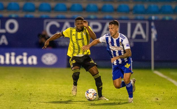 El Real Oviedo amarga La Encina a una Ponferradina sin gol