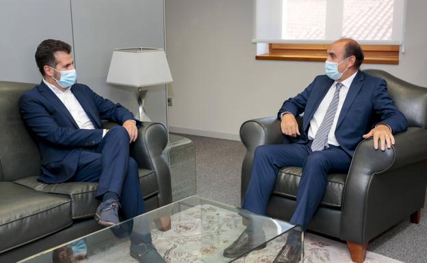 Tudanca reconoce la labor del Procurador del Común y destaca su importancia en un año marcado por la pandemia