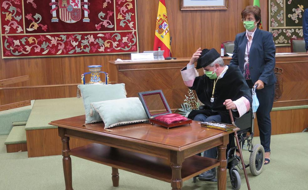 Rector en época de contratiempos