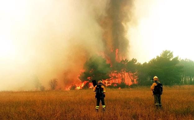 Incendio de nivel 1 en Magaz de Cepeda./Junta de Castilla y León
