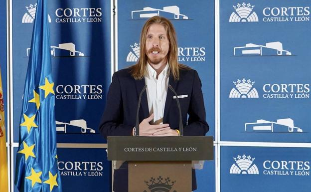 Pablo Fernández insta a la Junta a presentar «de forma inmediata» el informe sobre la situación de las residencias