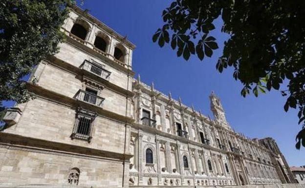 Paradores comunica a los trabajadores su intención de reabrir San Marcos en el puente de diciembre