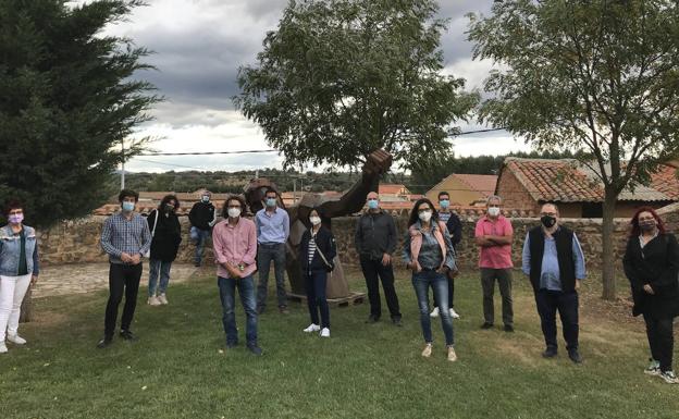 La Diputación abre en el Palacio de los Pernía de Otero de Escarpizo la exposición colectiva 'Naturalezas'