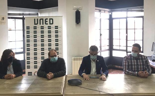 La Bañeza inaugura un nuevo curso de la Uned en su apuesta por la educación como herramienta «para el desarrollo de la sociedad»