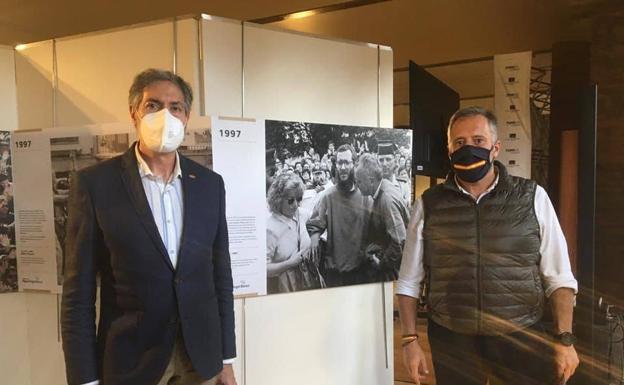 VOX León pregunta al Gobierno si contribuye a la promoción de la exposición 'La voz de las manos blancas'