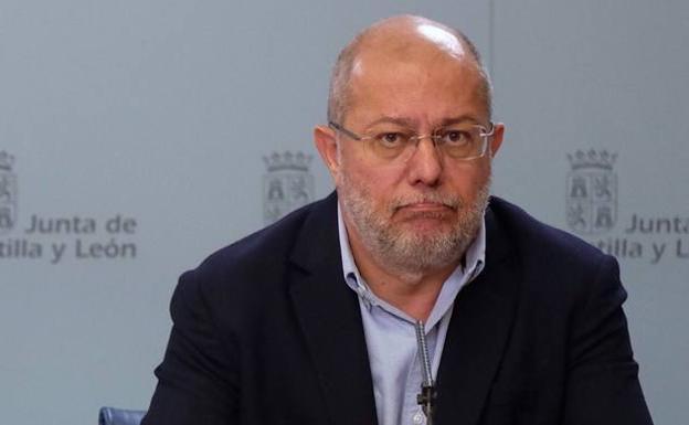 Igea cree que «se subvierte» la Constitución al impedir al Rey que ejerza su función como jefe de Estado