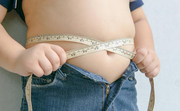 La obesidad se duplica en los niños de hogares con menos ingresos