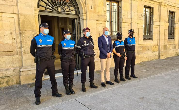 Nuevos uniformes para la Policía Local de León
