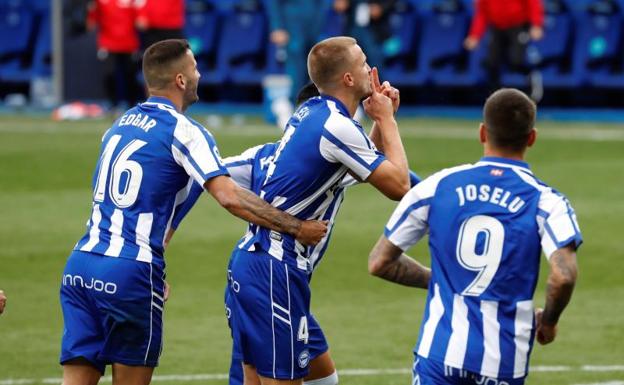 Ely da la primera victoria al Alavés ante un Athletic sin respuesta