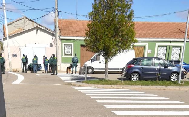 La Guardia Civil trabaja para desarticular una organización criminal en varias localidades de la provincia