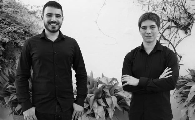 La Sala Eutherpe de León acoge el espectáculo musical 'Piano A Cuatro Manos'