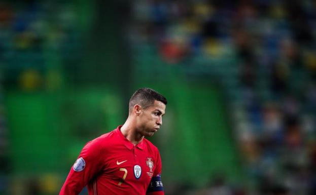 Asaltan la casa de Cristiano en Madeira para robarle una camiseta firmada