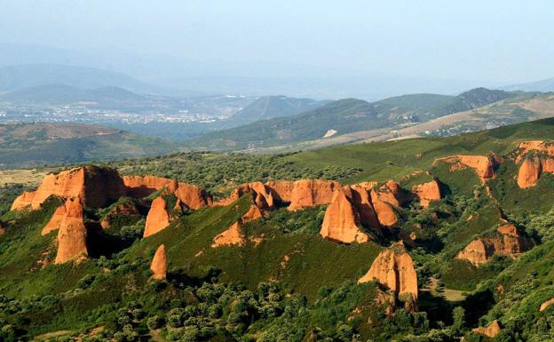 El atardecer de Las Médulas, elegido como el mejor de Castilla y León en una revista de viajes