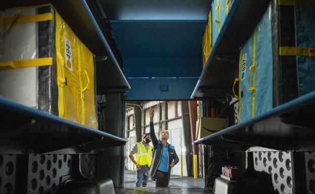 Amazon presenta la camioneta "bondadosa" que inundará el mundo 3 furgoneta5 U48012503578chR