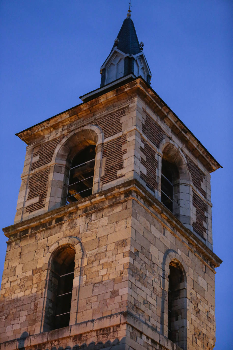 Iluminación de la Iglesia del Mercado