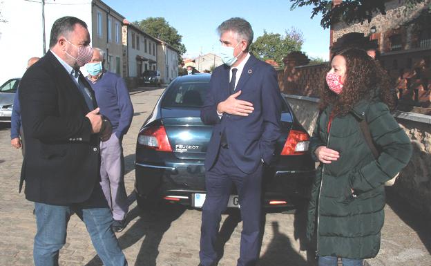 La Uned y la Diputación de León apuestan por el sector de la resina para «asentar población y revitalizar el mundo rural»