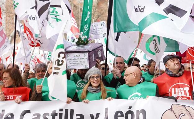 CSIF acude al Defensor del Pueblo para que recurra ante el TC la norma educativa que permite superar Bachillerato y la ESO con suspensos