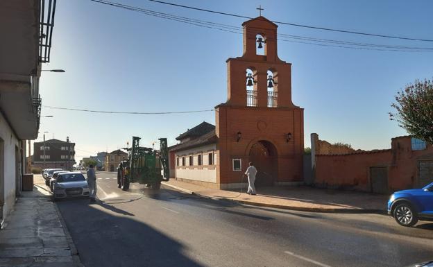 El Ayuntamiento de Santa María del Páramo ofrece su colaboración para desinfectar la residencia de mayores