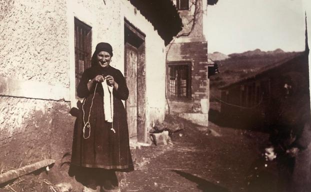 El Centro Cultural 'Torreón de Pernía' de Villaobispo de Otero celebra el Día Internacional de Las Mujeres Rurales