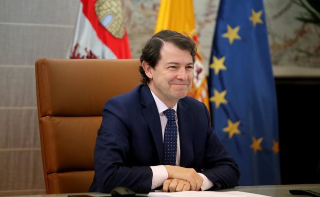 Fernández Mañueco confía en que las restricciones adoptadas en la comunidad arrojen resultados positivos «dentro de unos días»