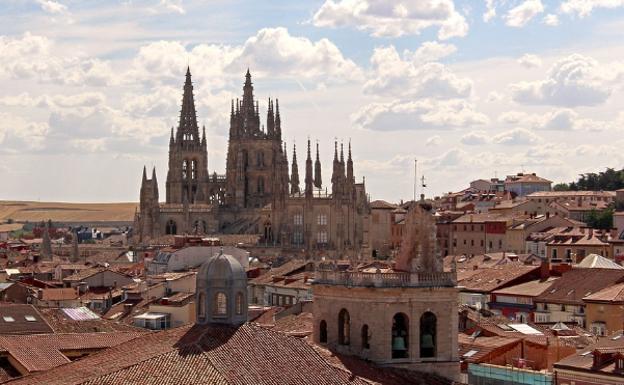 Denunciados 13 jóvenes esta noche en Burgos por ocupar un local de obra